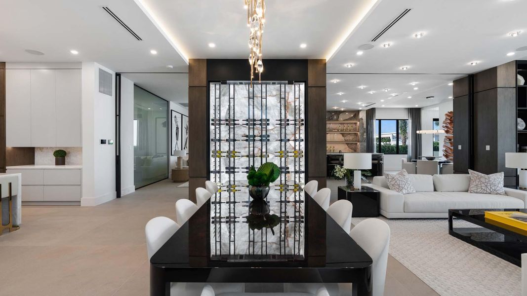 207 W Coconut Palm Rd (12)