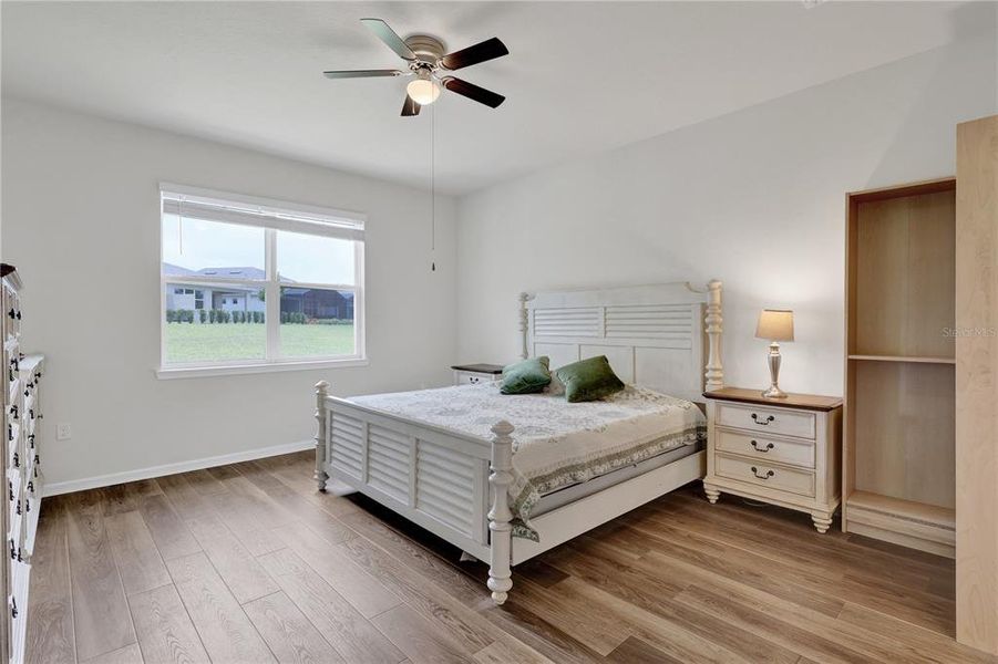 Furnished interior view inside a new home in , Winter Garden (Image 27).