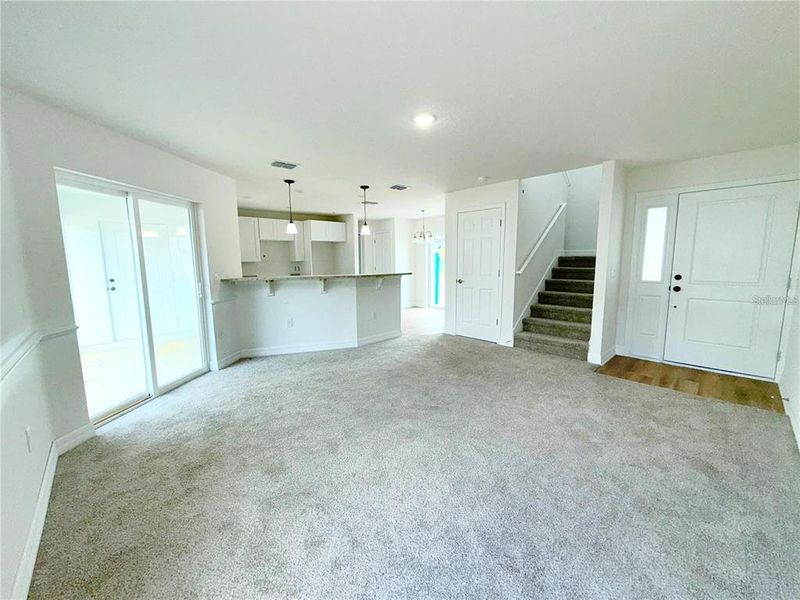 Spacious, unfurnished interior of a new home in , Lakeland (Image 14).