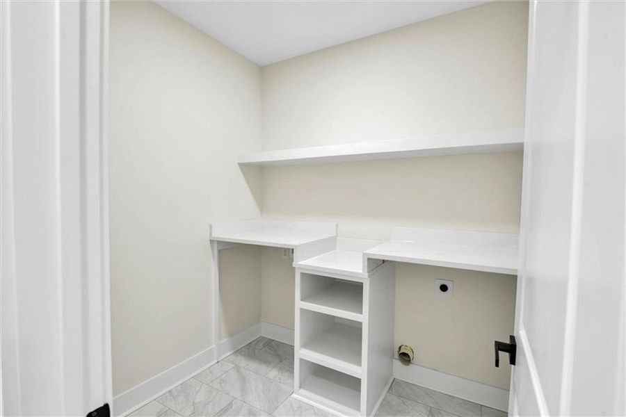 Spacious, unfurnished interior of a new home in , Snellville (Image 53).
