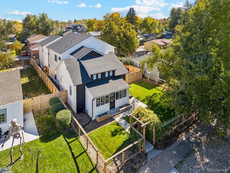 Image 43 of a home in . Image 43 of a home in .