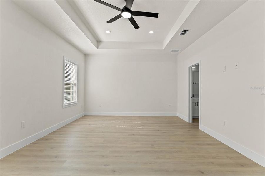 Spacious, unfurnished interior of a new home in , Brooksville (Image 43).