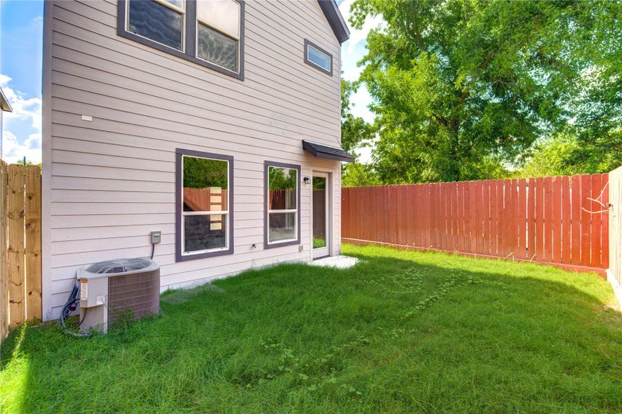 Exterior details and patio area of a home in , Houston (Image 4).