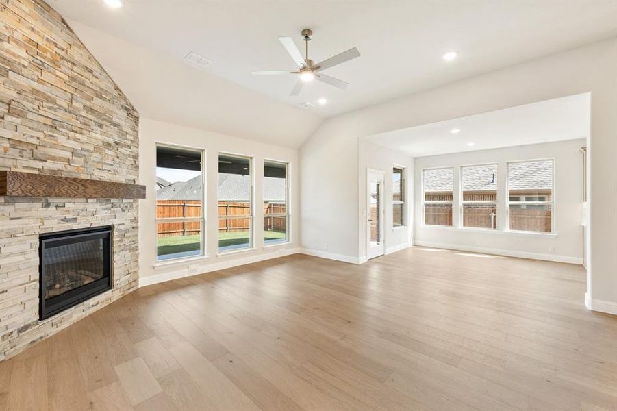 Spacious, unfurnished interior of a new home in Country Lakes Classic 60, Argyle (Image 40).