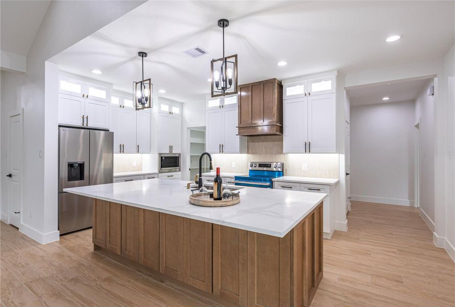 Furnished interior view inside a new home in , Dayton (Image 9).