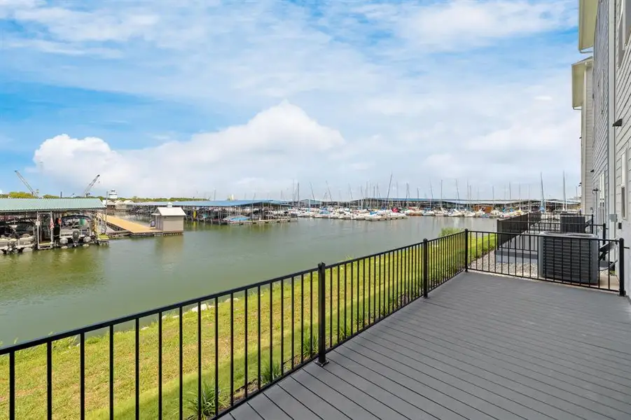 Exterior details and patio area of a home in Sapphire Bay II, Rowlett (Image 3).