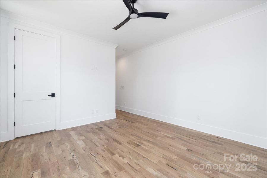 Spacious, unfurnished interior of a new home in , Charlotte (Image 19).