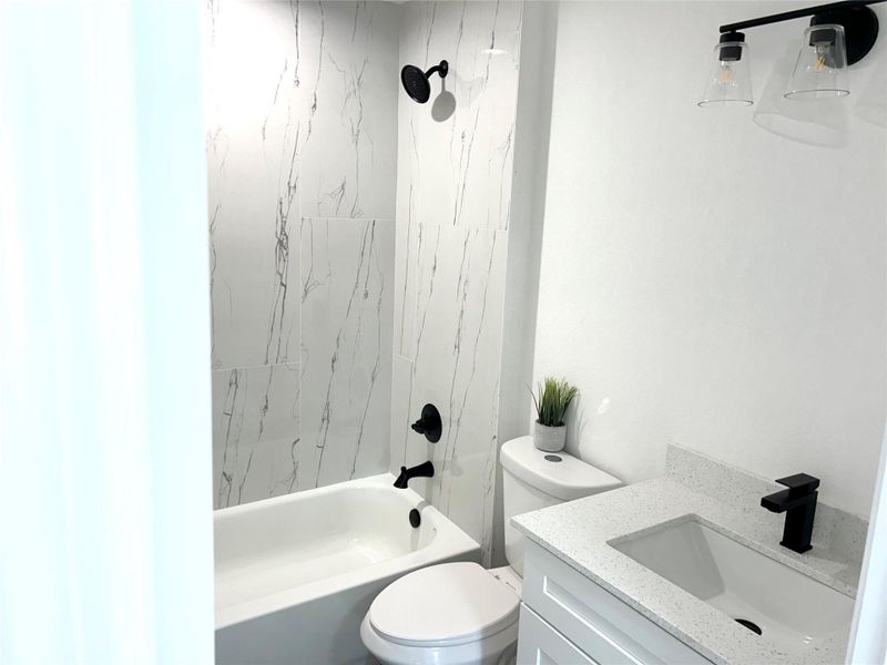 Spacious, unfurnished interior of a new home in , Lake Placid (Image 4). Spacious, unfurnished interior of a new home in , Lake Placid (Image 4).