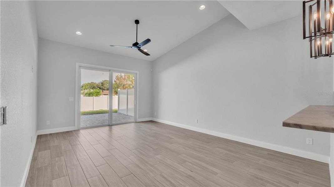 Spacious, unfurnished interior of a new home in , Lakeland (Image 45).