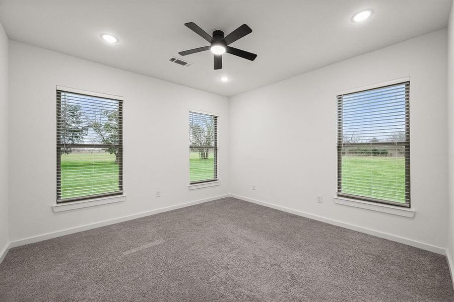 Spacious, unfurnished interior of a new home in , Barry (Image 24).