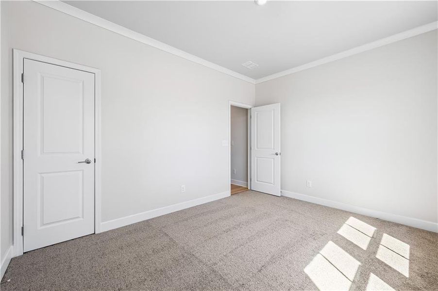 Spacious, unfurnished interior of a new home in Enclave at Parkway Village, Fairburn (Image 13).