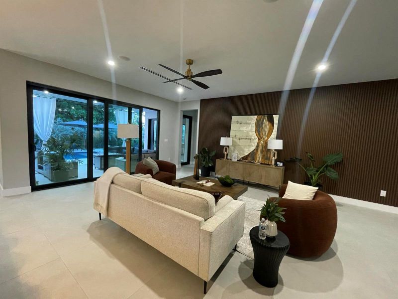 Living-Room Living-Room