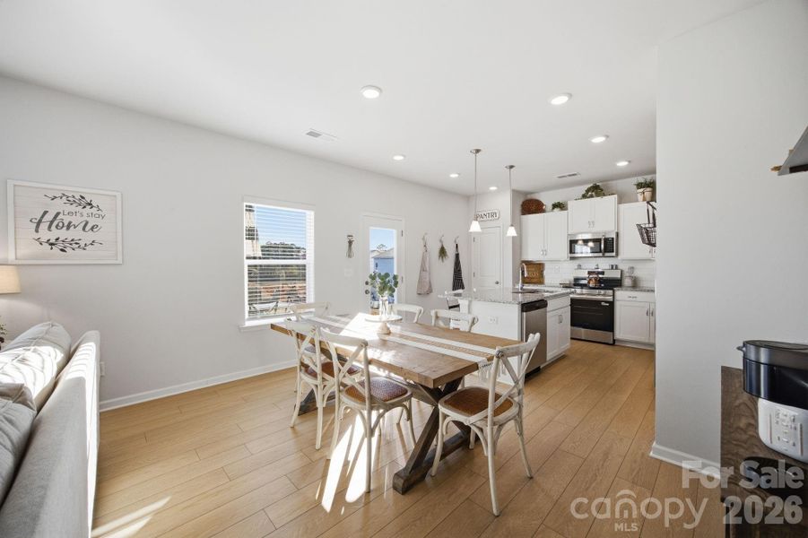 Furnished interior view inside a new home in Catawba Trace, Catawba (Image 7). Furnished interior view inside a new home in Catawba Trace, Catawba (Image 7).