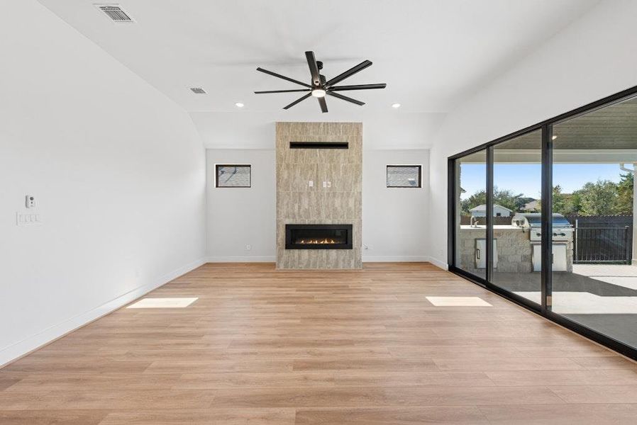 Spacious, unfurnished interior of a new home in Riverstone, Georgetown (Image 18). Spacious, unfurnished interior of a new home in Riverstone, Georgetown (Image 18).