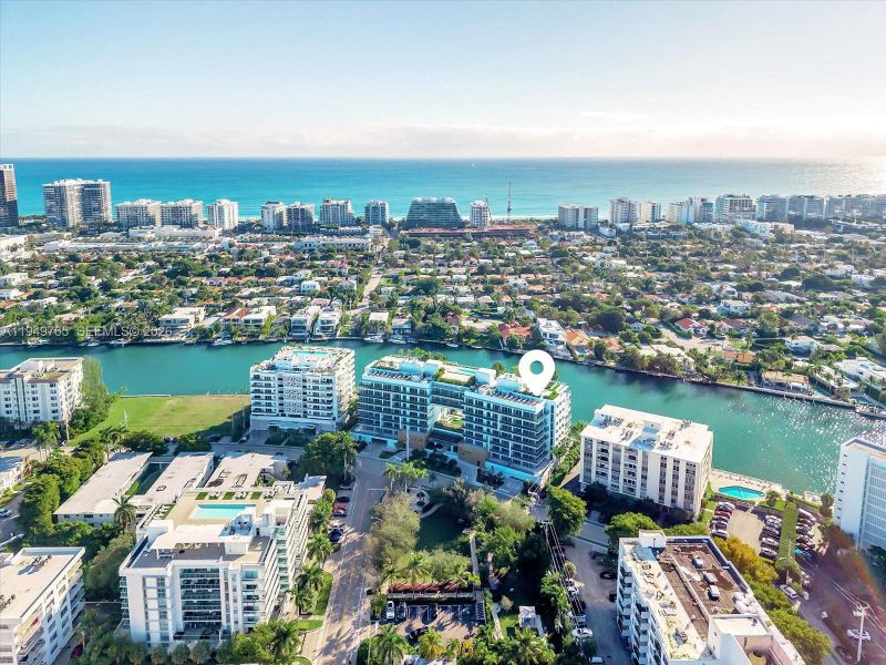 Condo located in Bay Harbor Islands, FL showcasing its design and architecture (Image 3).