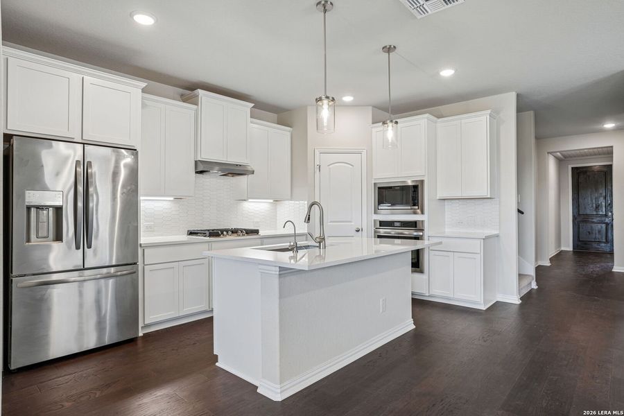 Furnished interior view inside a new home in Meyer Ranch - Enclave, New Braunfels (Image 6).