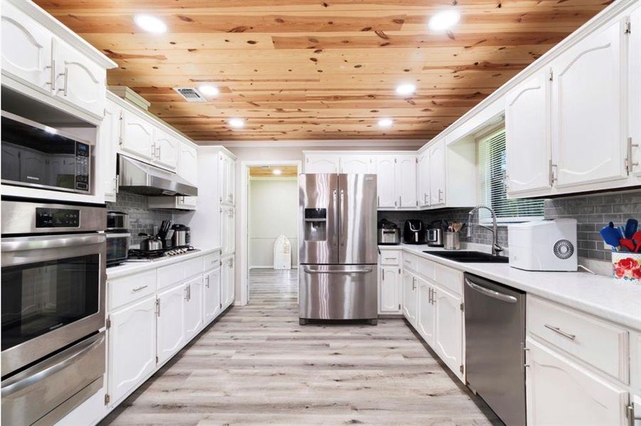 Furnished interior view inside a new home in , Powderly (Image 4).
