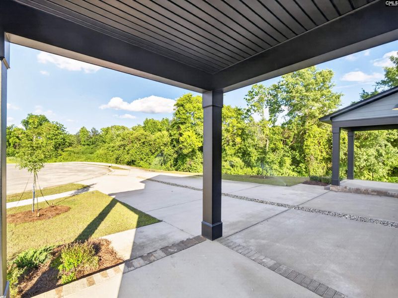 Exterior details and patio area of a home in Dunbar Village, Cayce (Image 4).