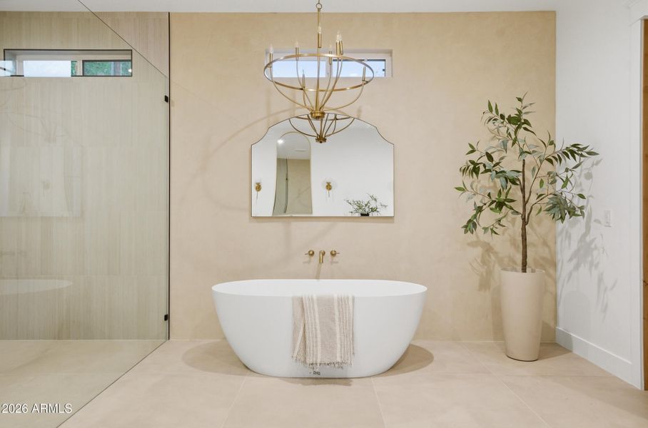 19_4825 n 70th st-19