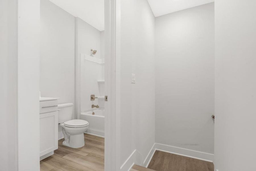 Image 19 of a home in Echo Park.