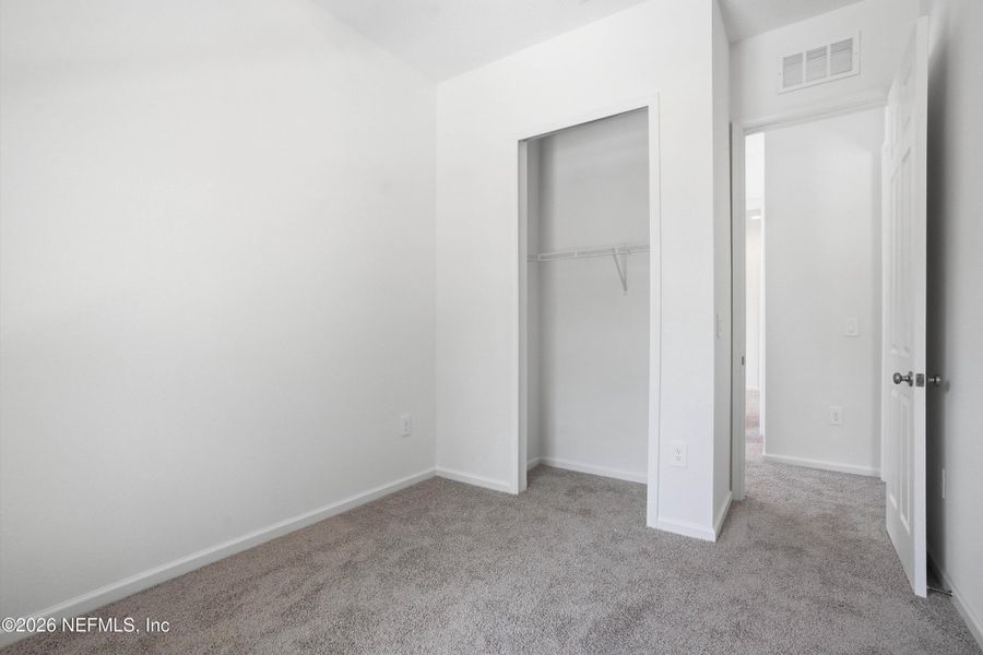 Spacious, unfurnished interior of a new home in , Jacksonville (Image 24).