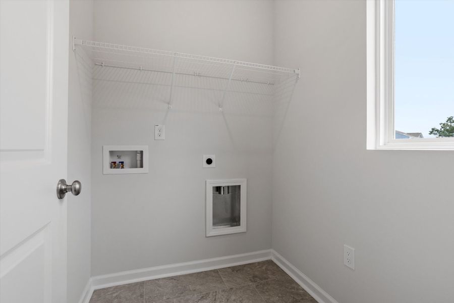 Spacious, unfurnished interior of a new home in Cambridge Reserve, Angier (Image 23).