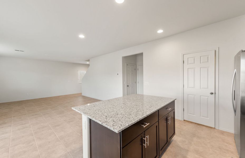 Furnished interior view inside a new home in Entrada La Coraza at Rancho Sahuarita, Sahuarita (Image 7).