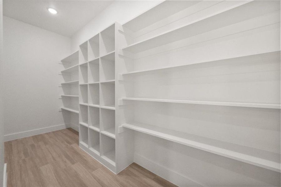 Spacious, unfurnished interior of a new home in , Midlothian (Image 32).
