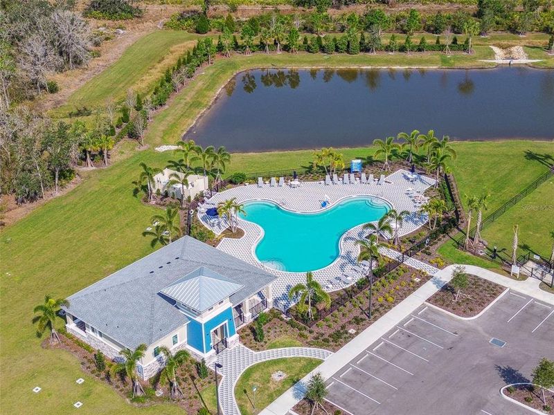 Community amenities in Bella Lago, Parrish (Image 50).