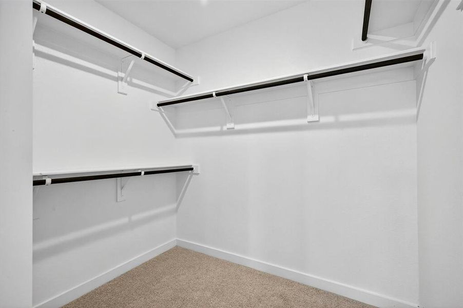 Spacious, unfurnished interior of a new home in Hickory Hill, Sherman (Image 26).