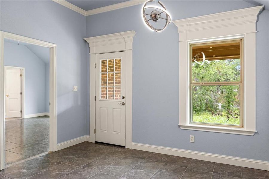 Spacious, unfurnished interior of a new home in , Granbury (Image 29). Spacious, unfurnished interior of a new home in , Granbury (Image 29).