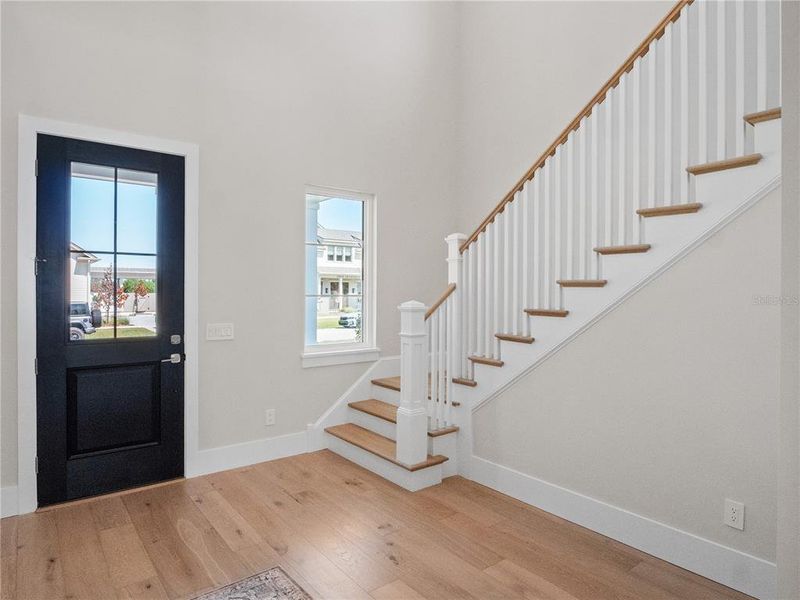 Spacious, unfurnished interior of a new home in , Oakland (Image 21).