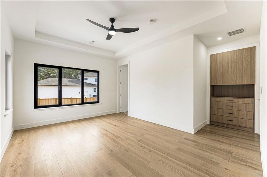 Spacious, unfurnished interior of a new home in , Suwanee (Image 19).