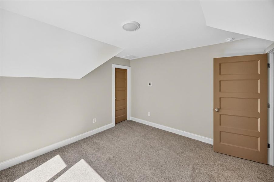 Spacious, unfurnished interior of a new home in White Oaks, The Rock (Image 37).