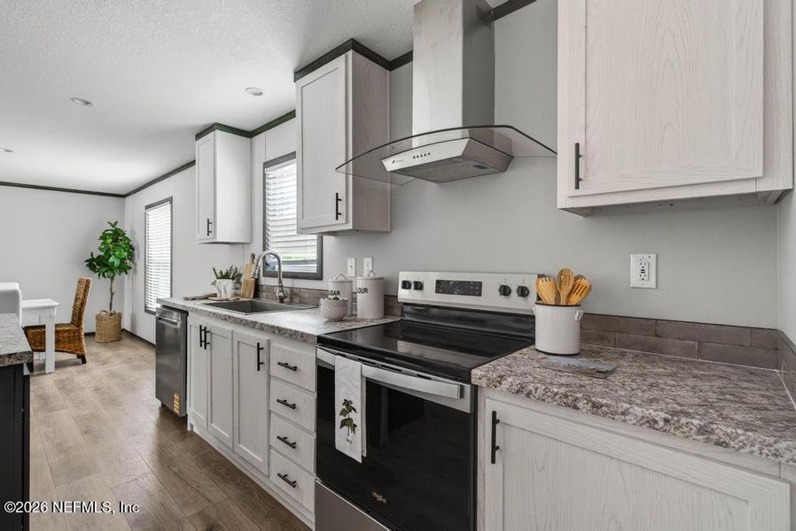 Furnished interior view inside a new home in , Middleburg (Image 12).