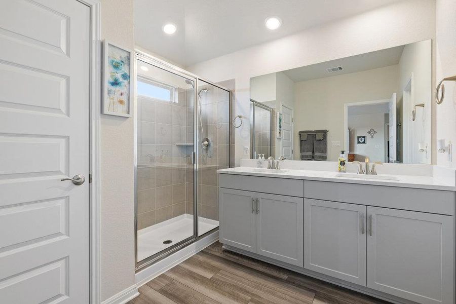 Furnished interior view inside a new home in Durango Farms - Boulevard Collection, Hutto (Image 24).