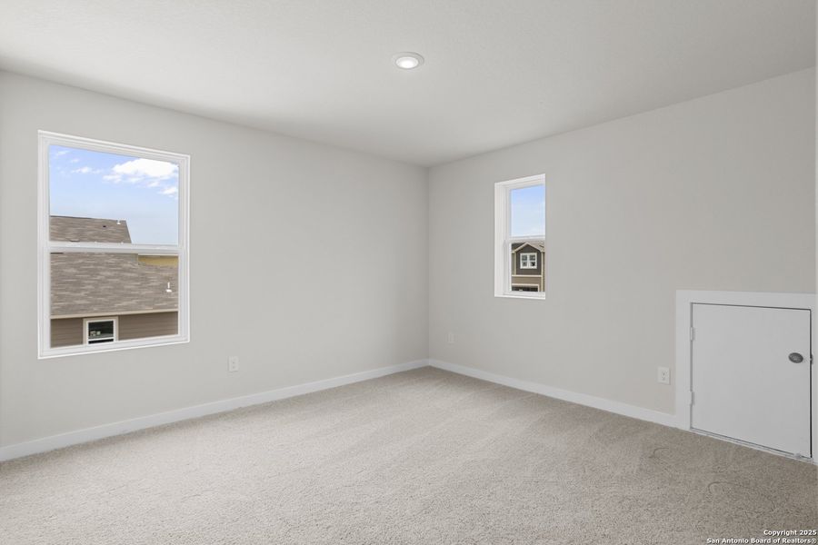 Spacious, unfurnished interior of a new home in Park Place, New Braunfels (Image 18). Spacious, unfurnished interior of a new home in Park Place, New Braunfels (Image 18).