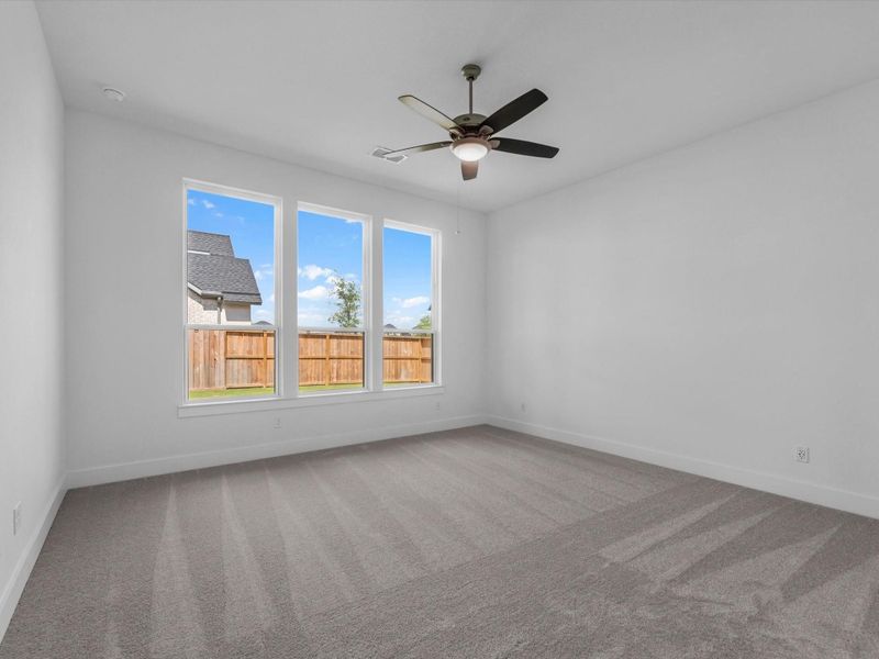 Spacious, unfurnished interior of a new home in Pecan Ridge, Fulshear (Image 16).