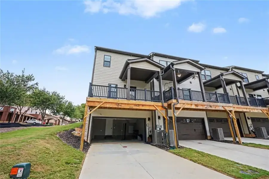 Exterior details and patio area of a home in , Lawrenceville (Image 29).