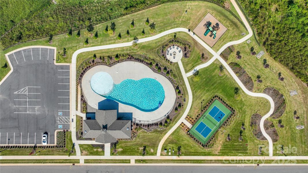 Community amenities in , Mooresville (Image 35). Community amenities in , Mooresville (Image 35).