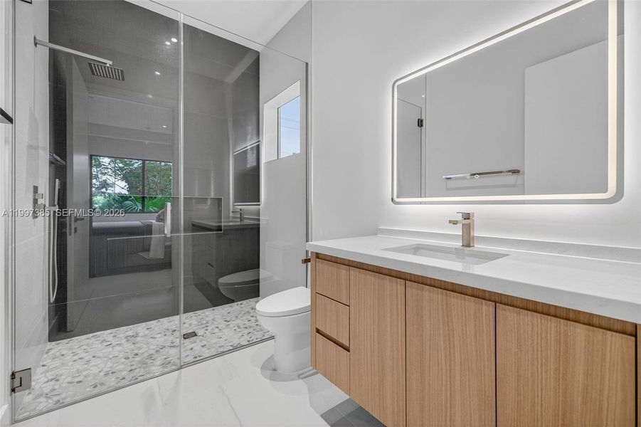 Furnished interior view inside a new home in , Fort Lauderdale (Image 38).