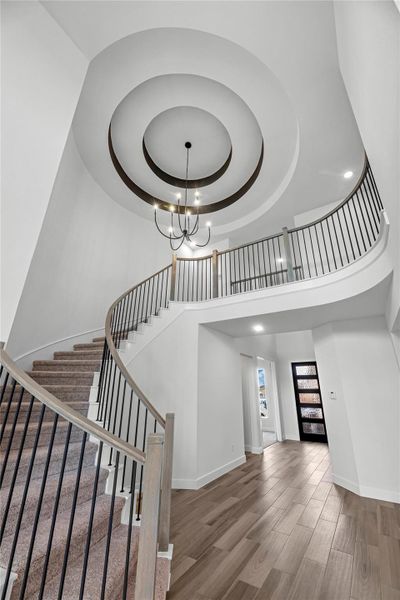 Representative image. Features, selections and colors may vary.