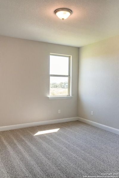 Spacious, unfurnished interior of a new home in Annabelle Ranch, San Antonio (Image 3).