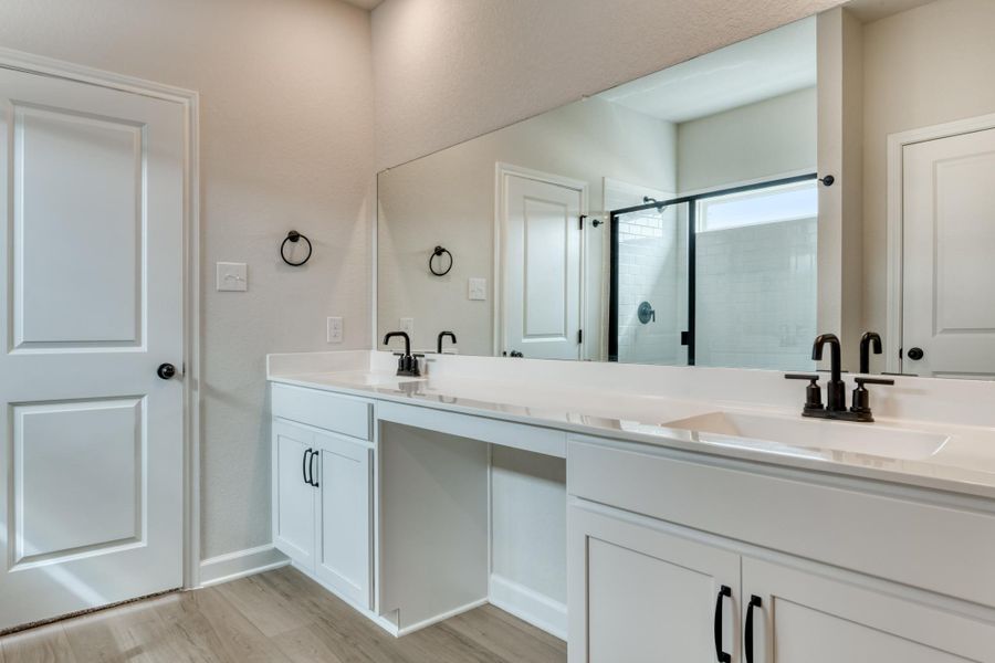 Representative furnished interior of a home built from the Kennedy by Ashton Woods in The Preserve at the Wilder, Adkins (Image 16).