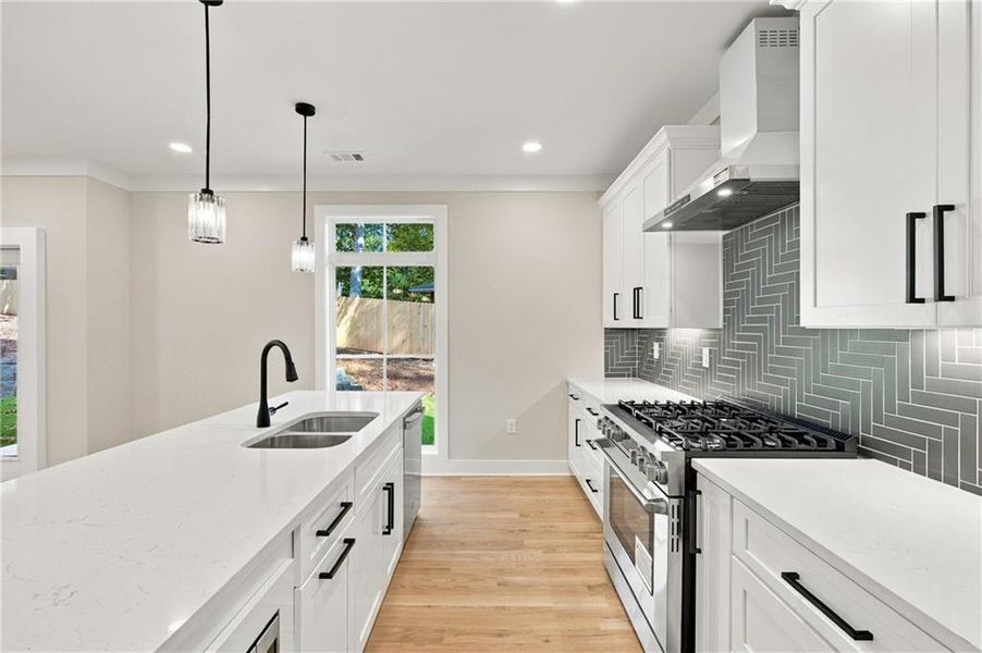 Furnished interior view inside a new home in , Atlanta (Image 17).