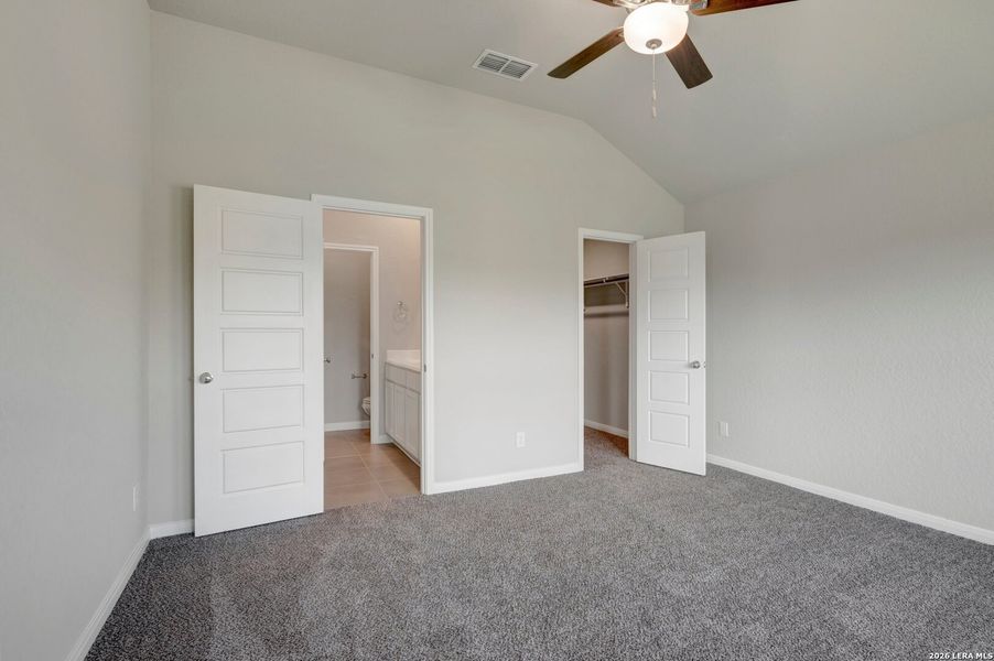Spacious, unfurnished interior of a new home in Park Place, New Braunfels (Image 29). Spacious, unfurnished interior of a new home in Park Place, New Braunfels (Image 29).