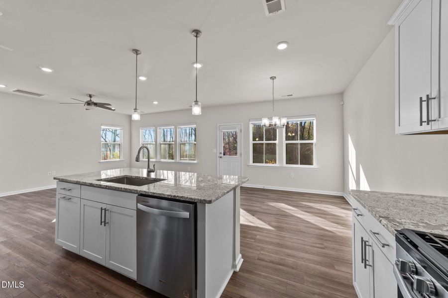 27-web-or-mls-VB4A4653