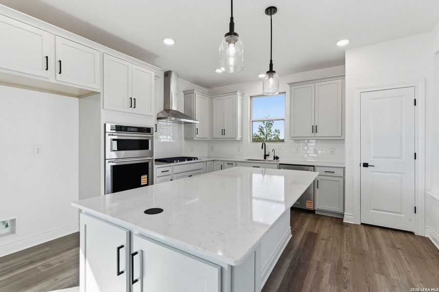 Furnished interior view inside a new home in Del Webb New Braunfels at Veramendi, New Braunfels (Image 7).