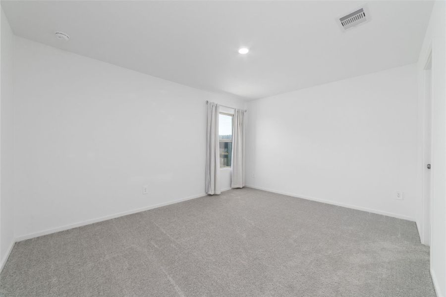 Spacious, unfurnished interior of a new home in Becker Landing, Hockley (Image 18).