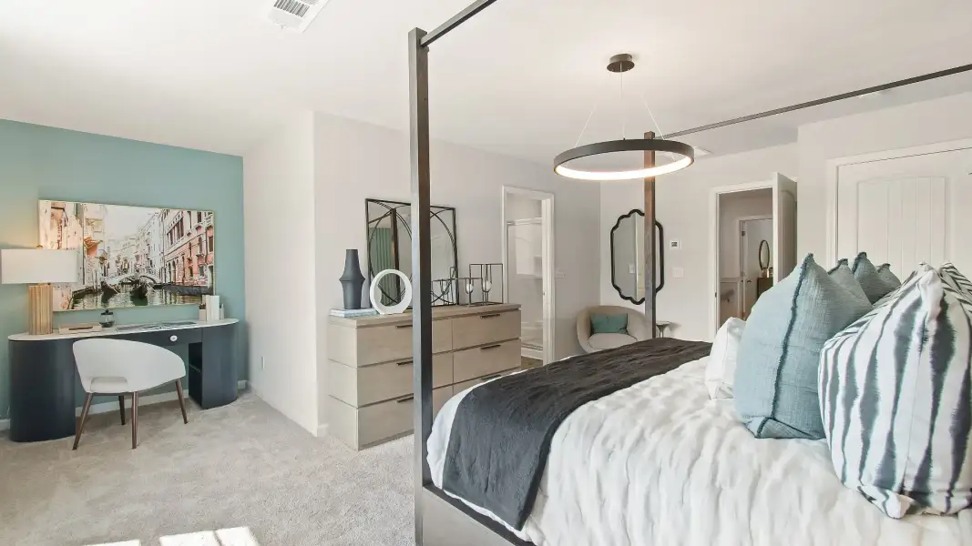 Furnished interior view inside a new home in Diamante, Stockbridge (Image 21).